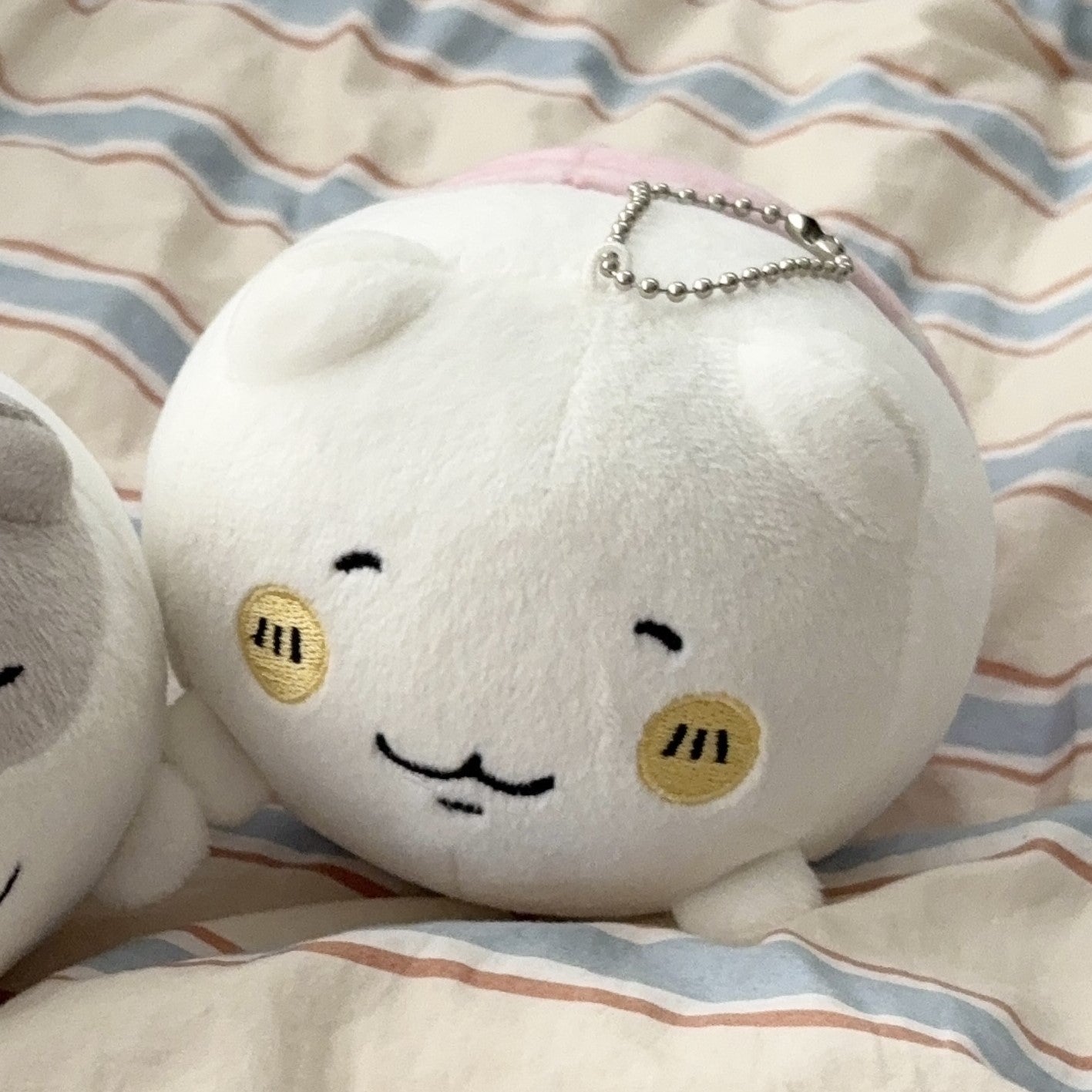 【韓国版受注予約】にゃんにゃん キーリング